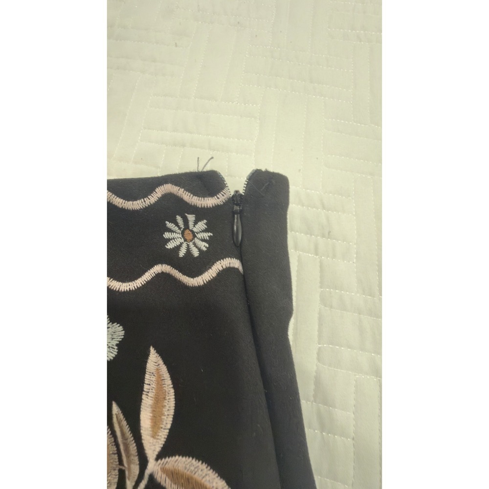 Dee Elly Black Embroidered Floral Mini Skirt Size L Boho A-Line BMDW315DIMK - Picture 7 of 8